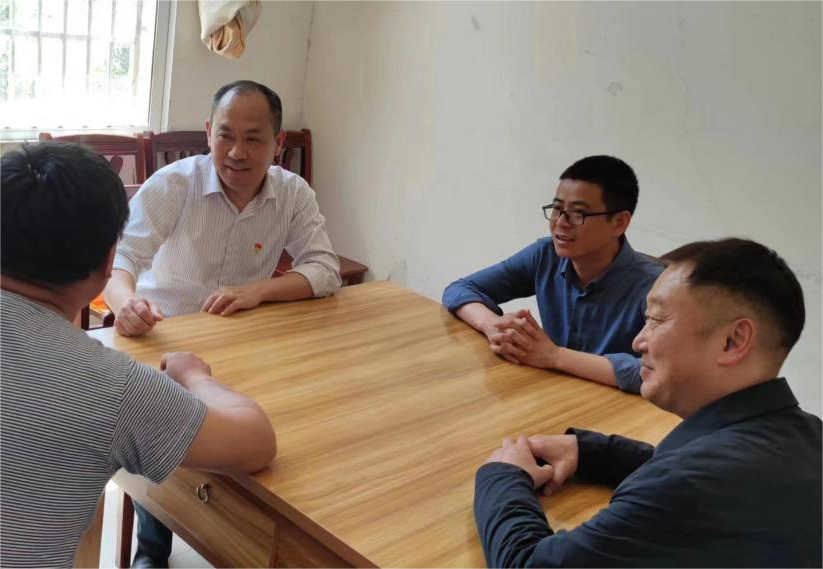 產(chǎn)業(yè)強(qiáng)基，民生為重，結(jié)對幫扶，攜手共富